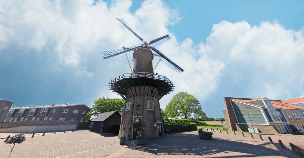 Korenmolen De Hoop,Hellevoetsluis